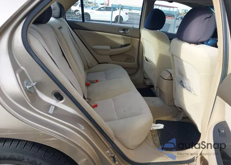 2004 Honda Accord z USA, uszkodzony, nr VIN 1H8EM66304A076504